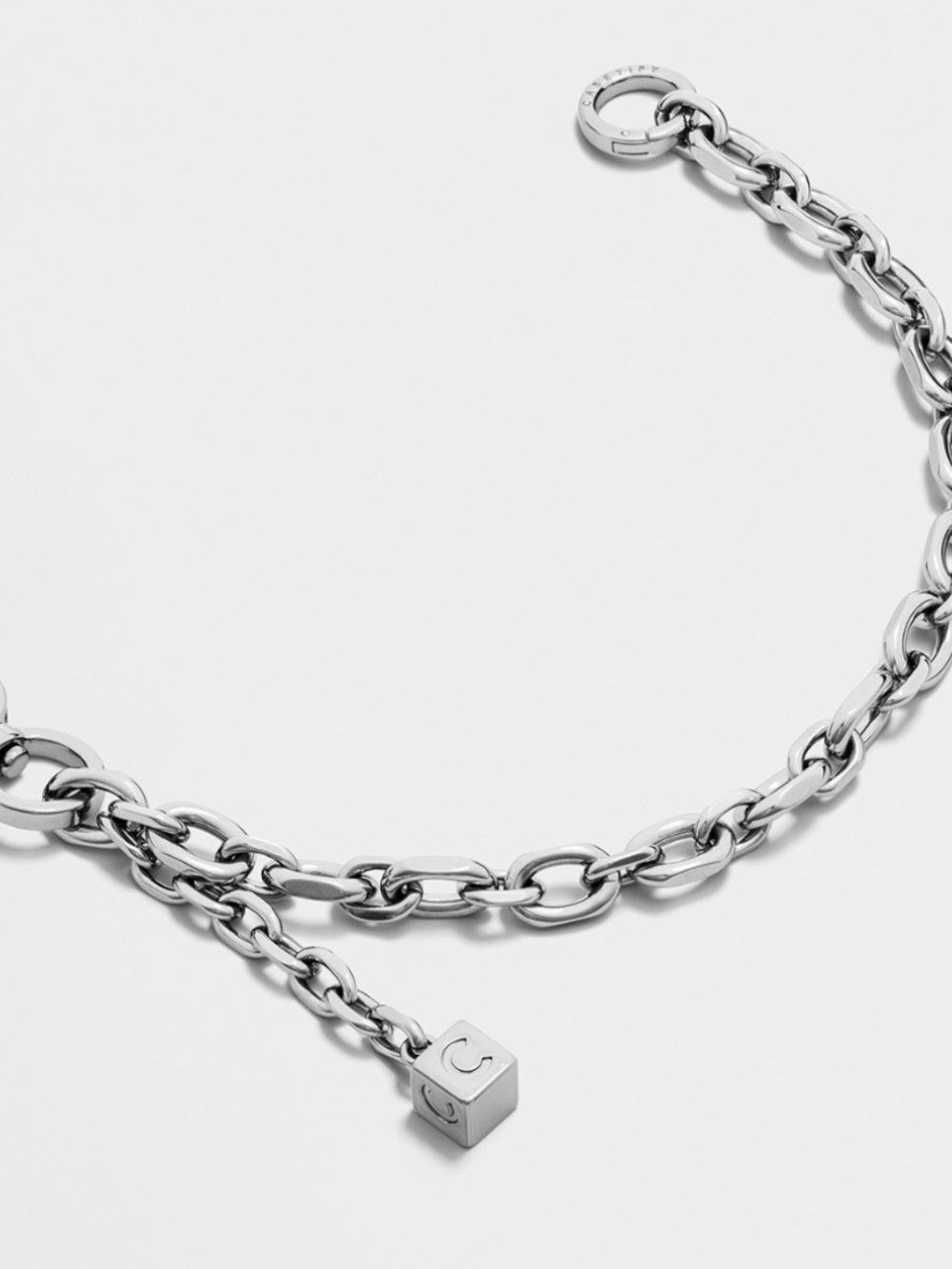 casetify - Chain Bag Charm - Picture 2 of 2